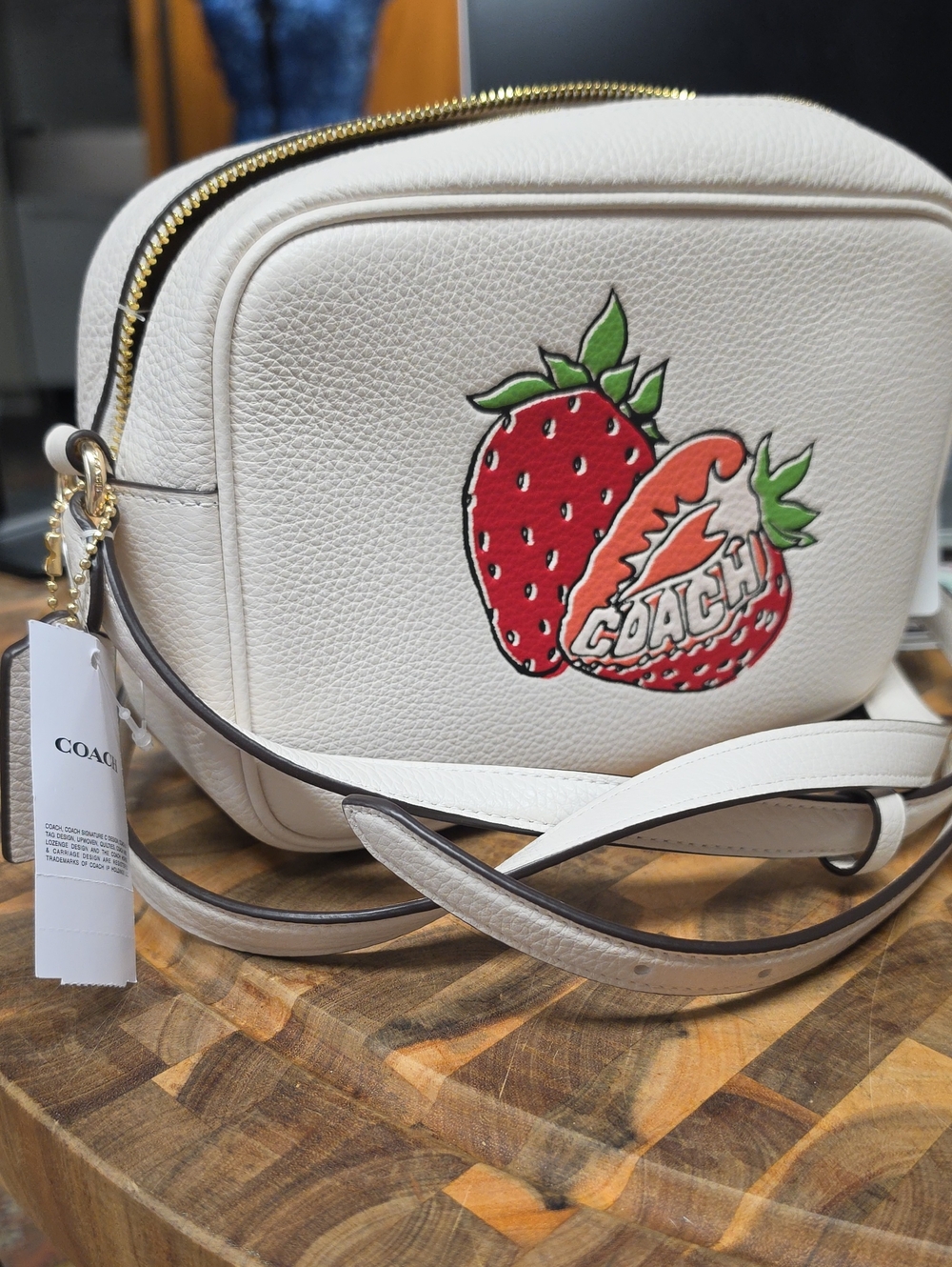 Coach Leather Jamie Camera Crossbody - Chalk With Strawberry Print